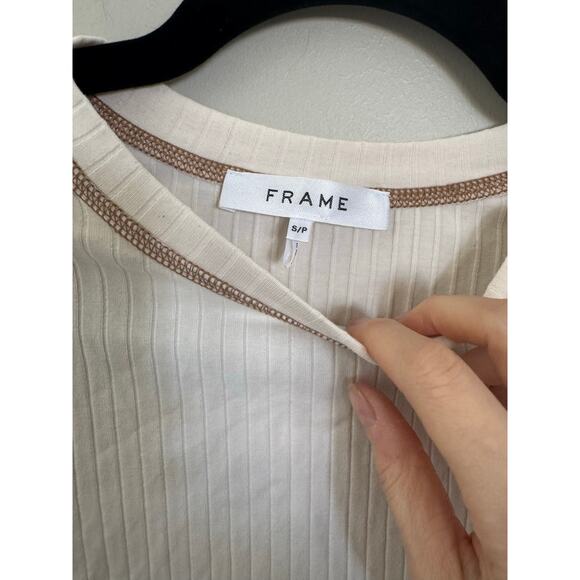 Women’s FRAME Denim Contrast Stitch Rib Top in Bone SZ S - Picture 2 of 4